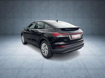 Audi Q4 Sportback 35 — photo 4