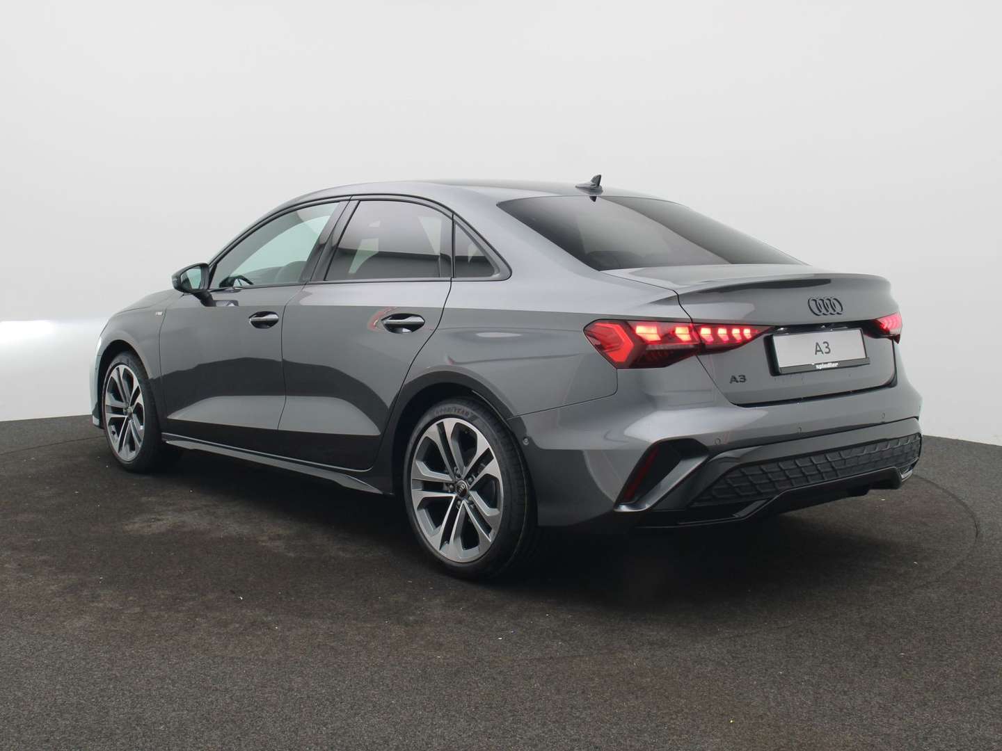 Audi A3 S Line 35 TFSI - 2025 - Joinsteer - #4