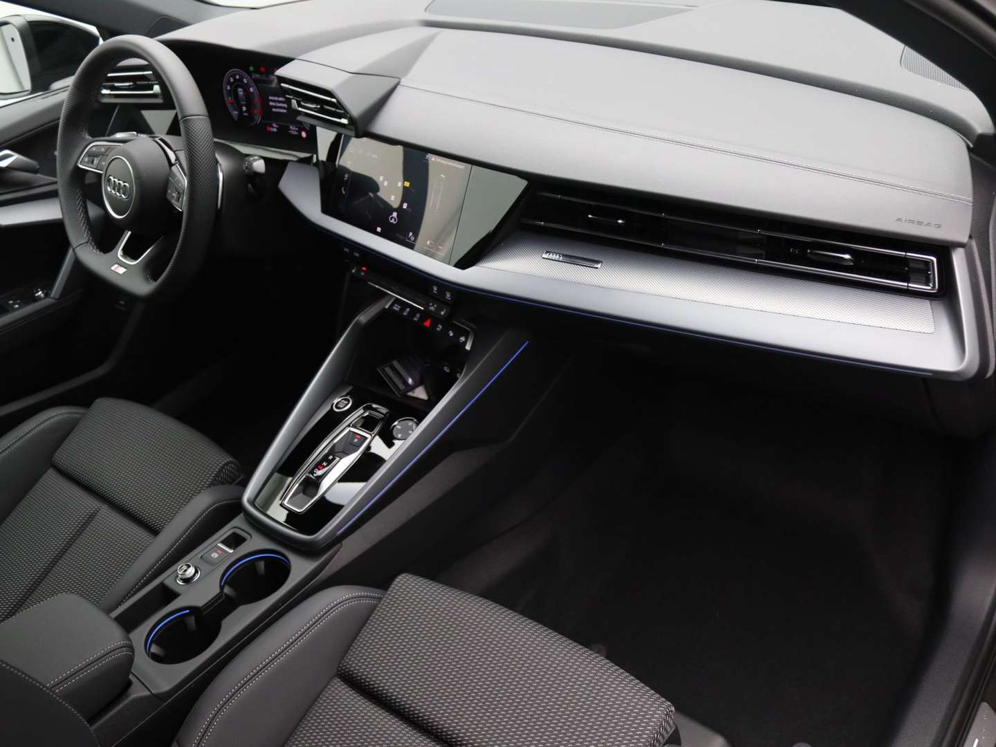 Audi A3 S Line 35 TFSI - 2025 - Joinsteer - #10