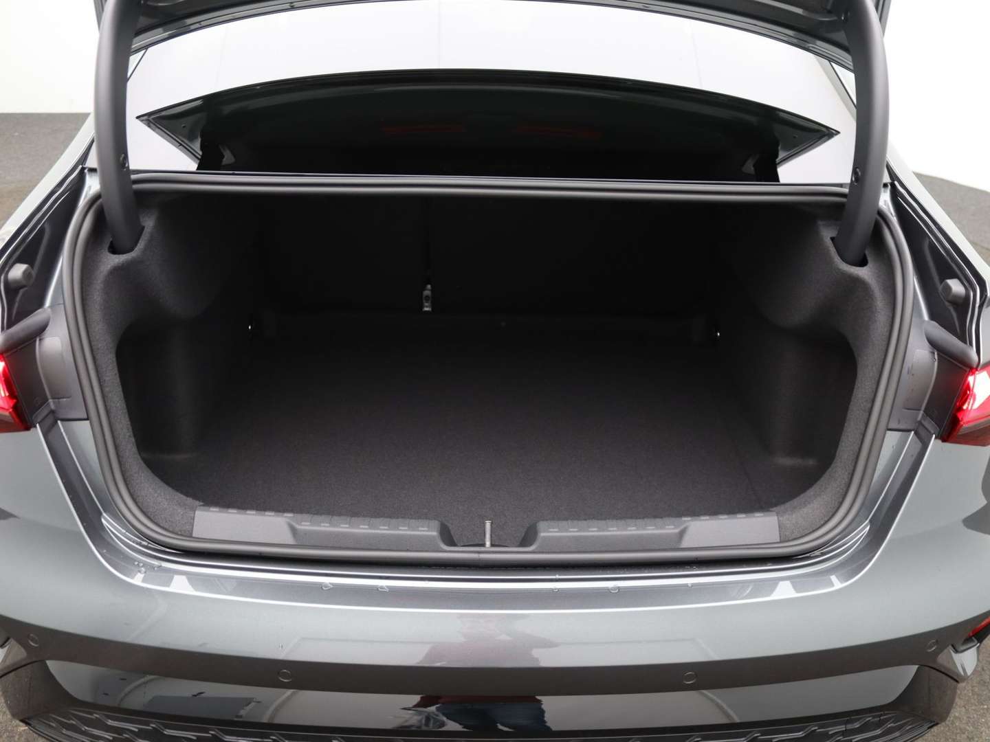 Audi A3 S Line 35 TFSI - 2025 - Joinsteer - #11