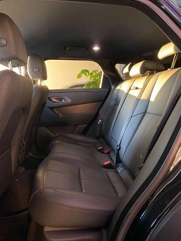 Land Rover Range Rover Velar R-Dynamic SE D200 — photo 13