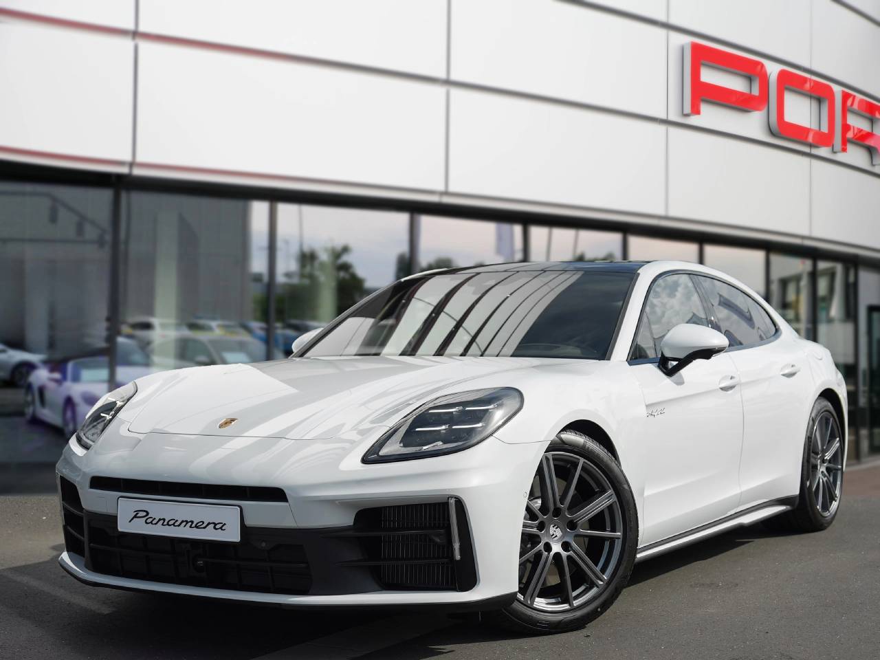 Porsche Panamera III 4 E-Hybrid - 2025 - Joinsteer - #1