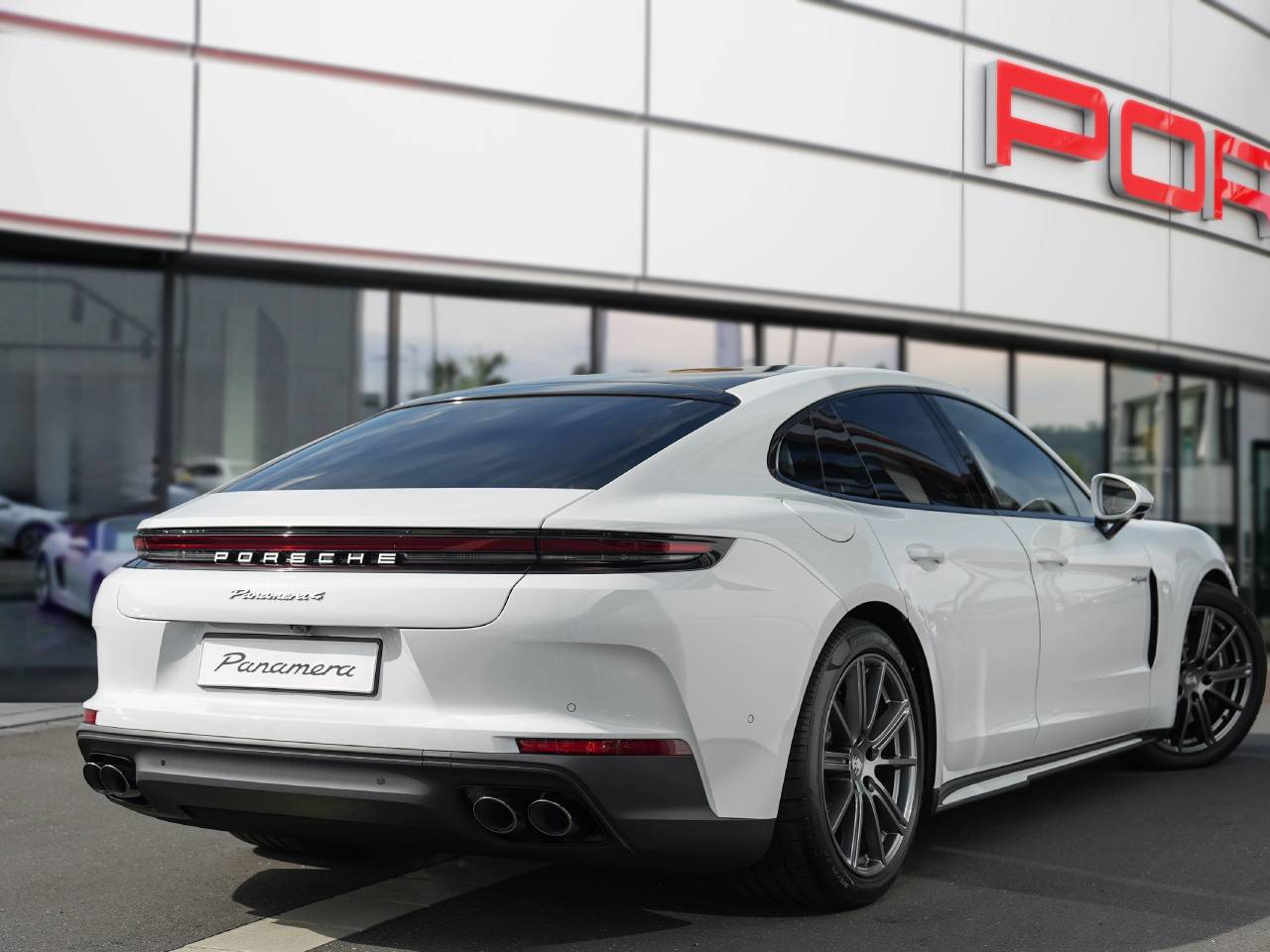 Porsche Panamera III 4 E-Hybrid - 2025 - Joinsteer - #5