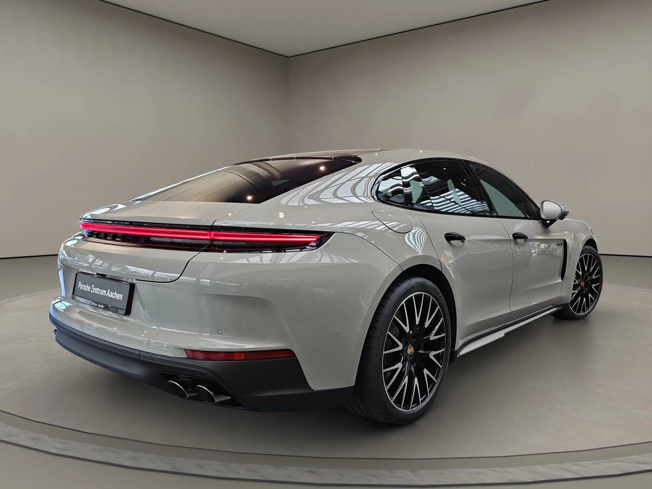 Porsche Panamera III 4 E-Hybrid - 2025 - Joinsteer - #6