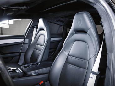Porsche Panamera II Turbo S E-Hybrid — photo 16