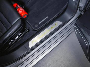 Porsche Panamera II Turbo S E-Hybrid — photo 28