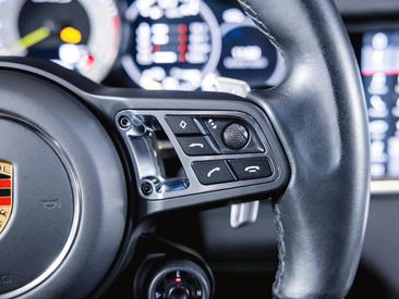 Porsche Panamera II Turbo S E-Hybrid — photo 36