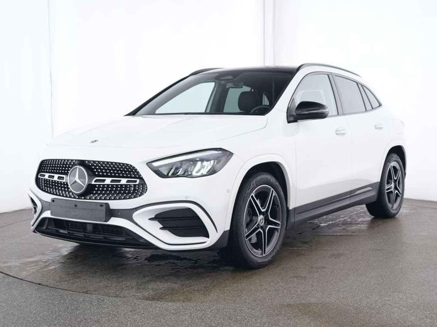 Mercedes GLA 200 AMG Line - 2024 - Joinsteer - #1