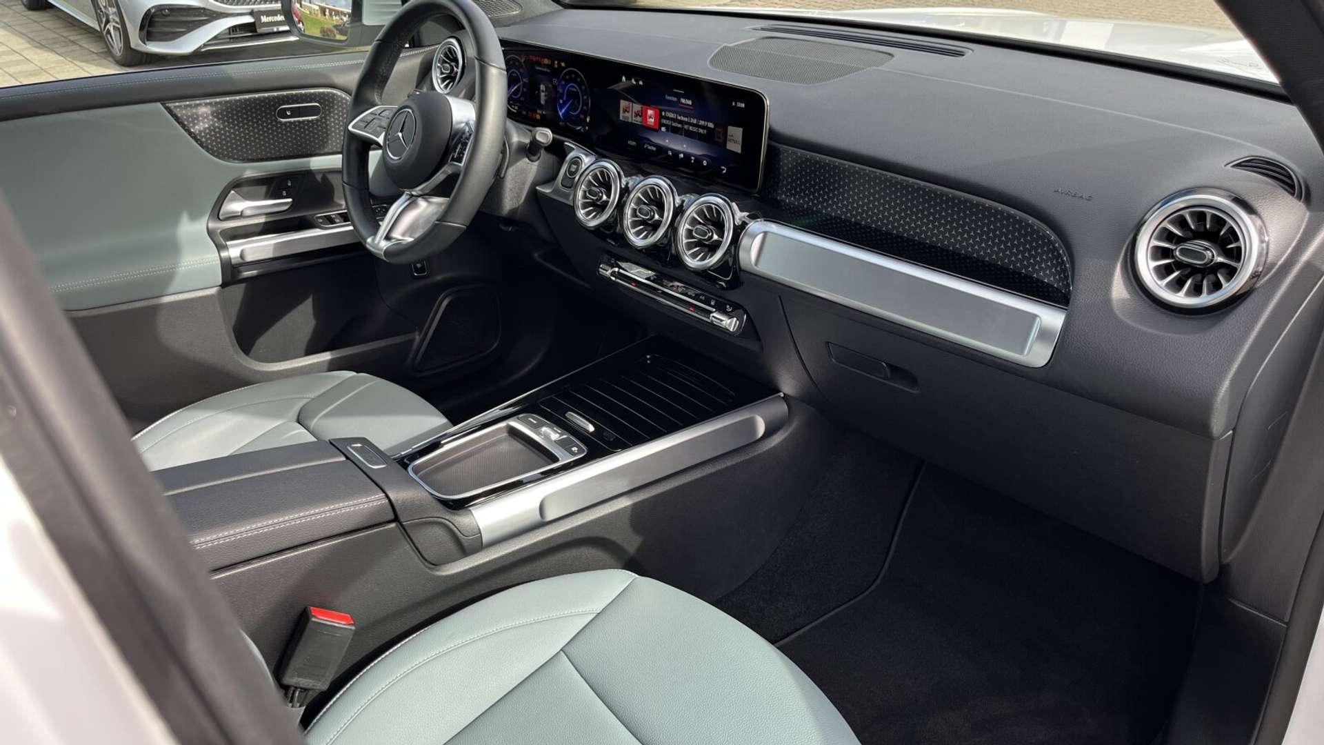 Mercedes EQB 300 PROGRESSIVE - 2024 - Joinsteer - #18