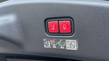 Mercedes CLE 300 AMG Line — photo 21