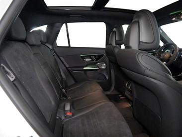 Mercedes GLC 200 AMG Line — photo 5