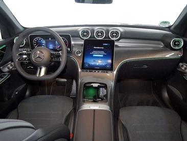 Mercedes GLC 200 AMG Line — photo 6
