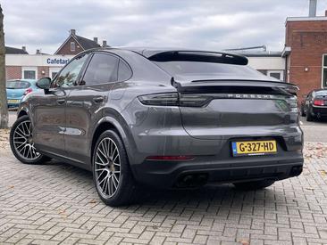 Porsche Cayenne III E-Hybrid Coupé — photo 2