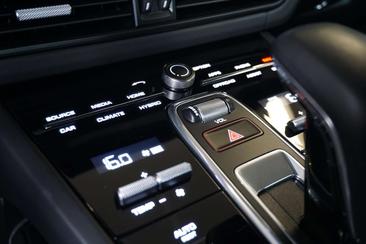 Porsche Cayenne III E-Hybrid Coupé — photo 21