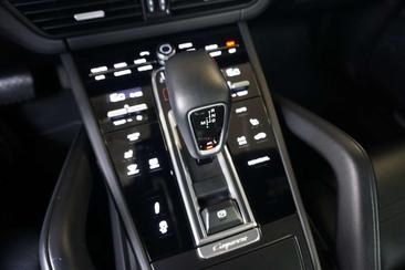 Porsche Cayenne III E-Hybrid Coupé — photo 22