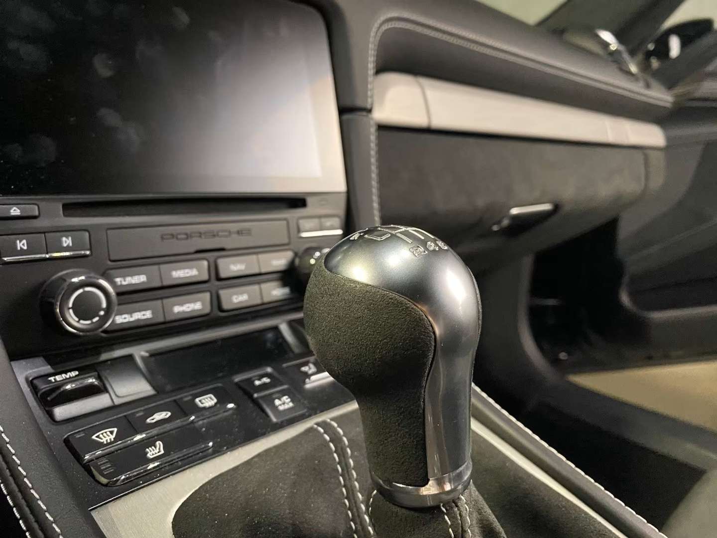 Porsche 718 Cayman GT4 - 2022 - Joinsteer - #10