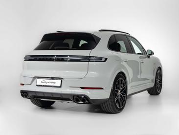 Porsche Cayenne III E-Hybrid — photo 6