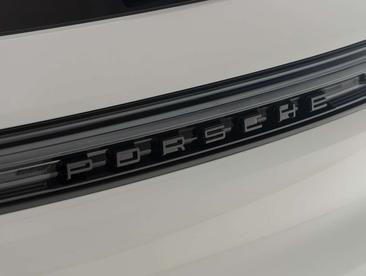 Porsche Cayenne III E-Hybrid — photo 16