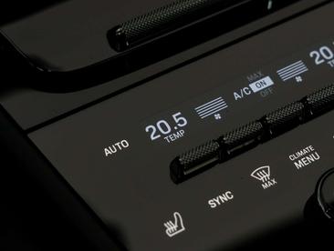 Porsche Cayenne III E-Hybrid — photo 37