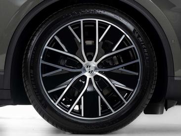 Porsche Macan Electrique Electric — photo 8
