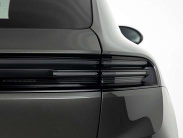 Porsche Macan Electrique Electric — photo 18