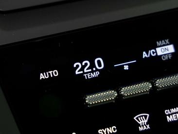 Porsche Macan Electrique Electric — photo 34