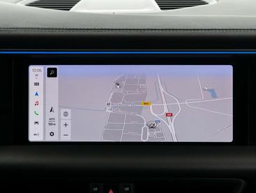Porsche Macan Electrique Electric — photo 40