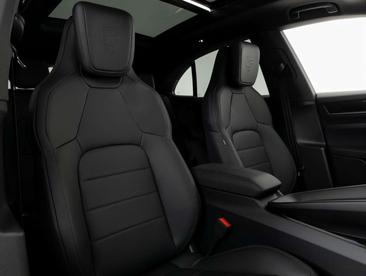 Porsche Macan Electrique Electric — photo 45