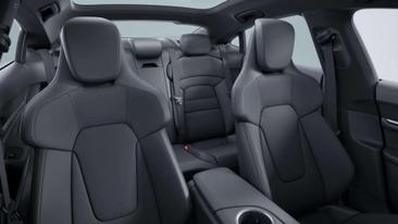 Porsche Taycan Base — photo 4