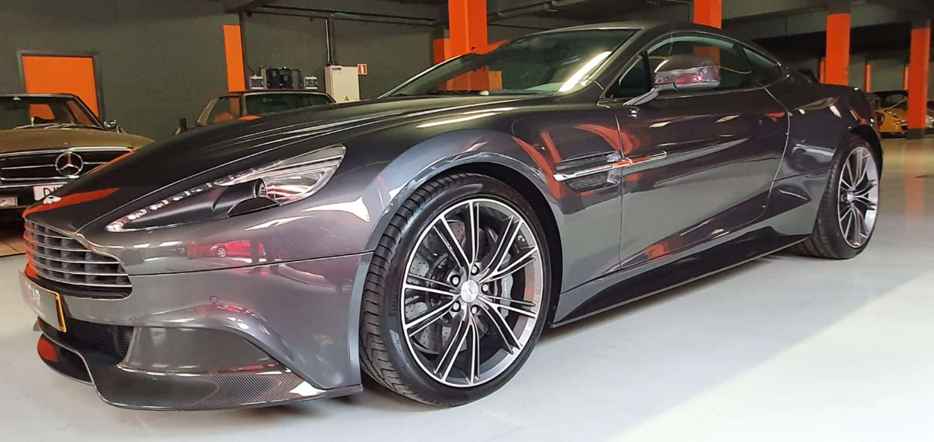 Aston Martin Vanquish 5.9i V12 Touchtronic - 2015 - Joinsteer - #1