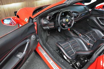 Ferrari F8 Spider — photo 2