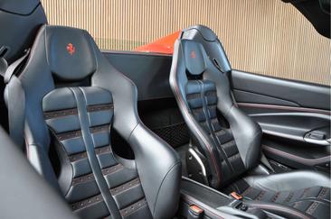 Ferrari F8 Spider — photo 10