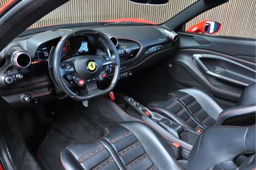 Ferrari F8 Spider — photo 11