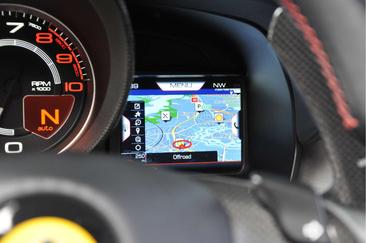 Ferrari F8 Spider — photo 17