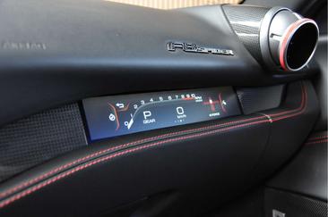 Ferrari F8 Spider — photo 23