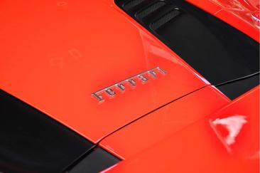 Ferrari F8 Spider — photo 30