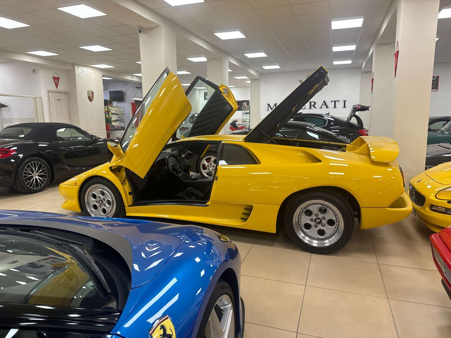 Lamborghini Diablo - 1992 - Joinsteer - #3