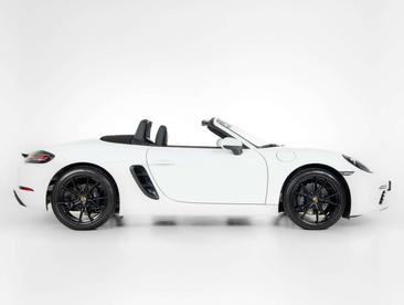 Porsche 718 Boxster — photo 7