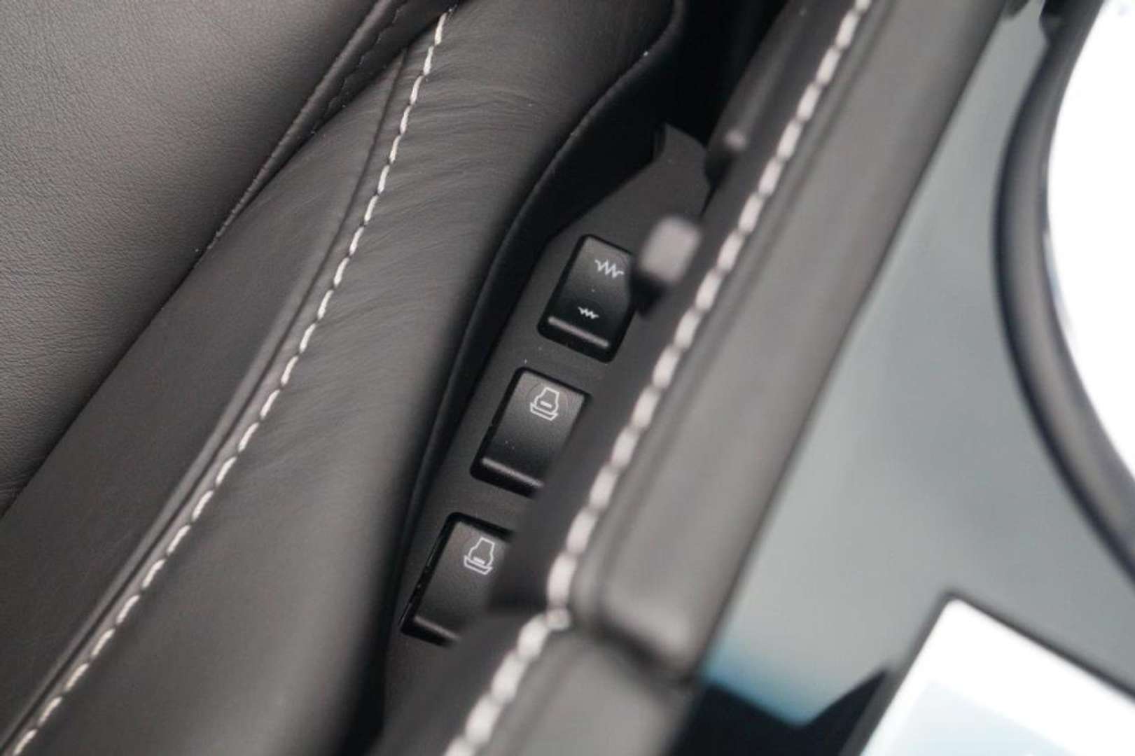 Aston Martin DBS Volante 6.0 V12 - 2010 - Joinsteer - #24