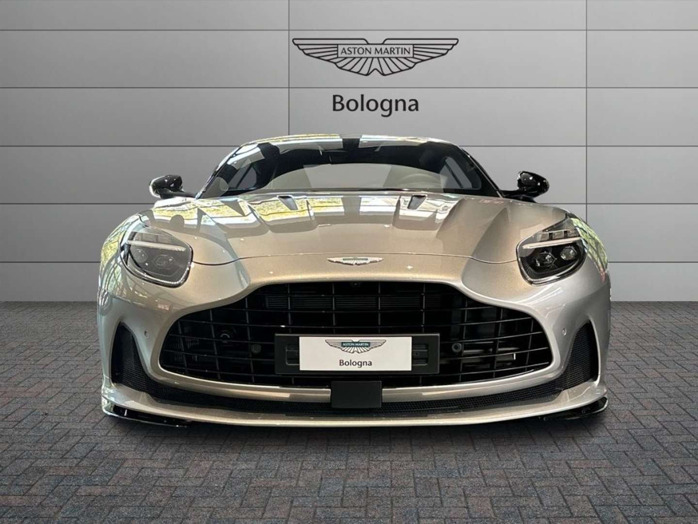 Aston Martin DB12 Coupé V8 - 2024 - Joinsteer - #4