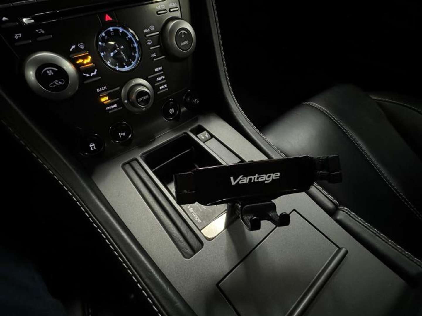 Aston Martin Vantage 4.7 Sportshift - 2009 - Joinsteer - #13