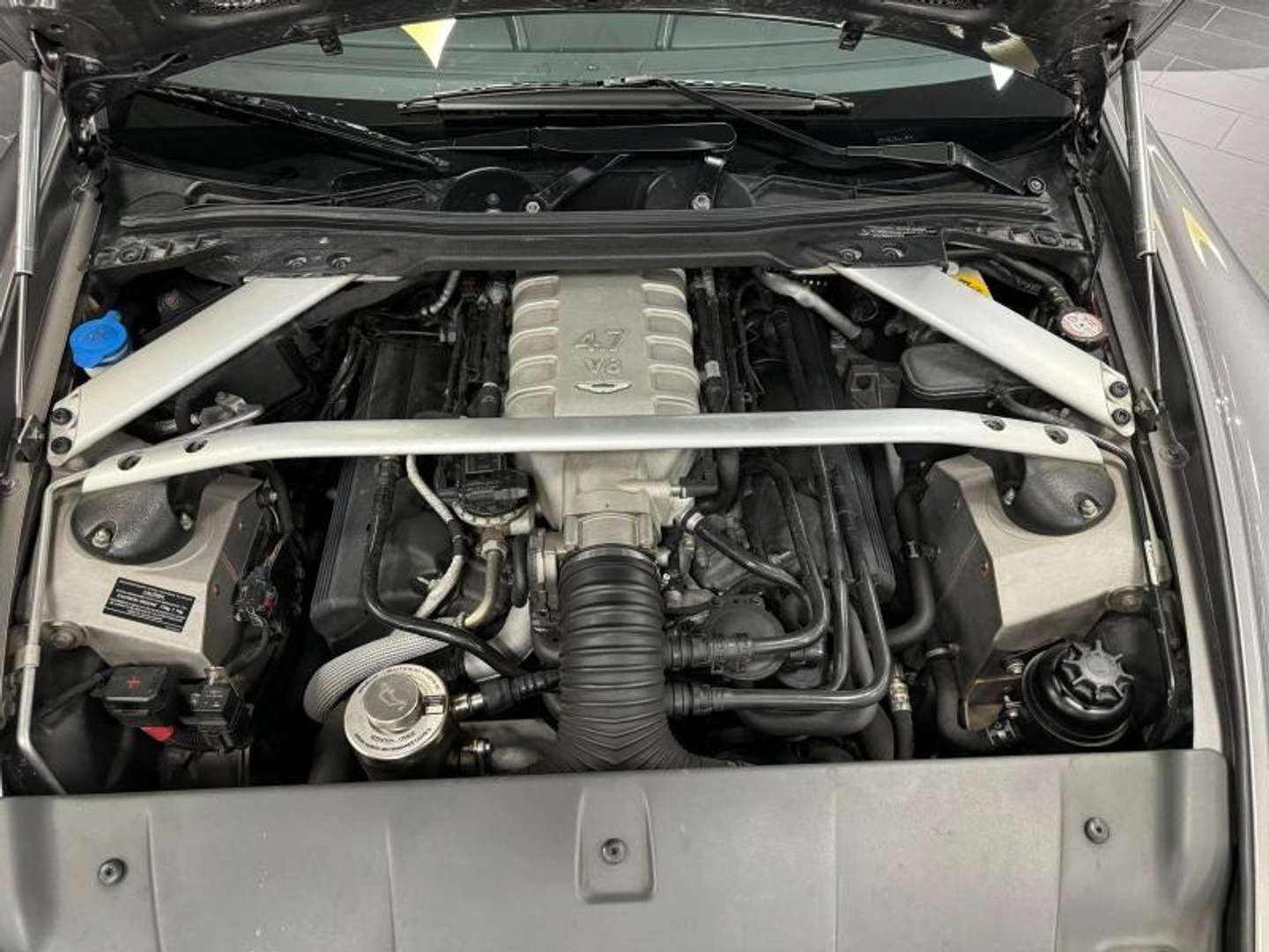 Aston Martin Vantage 4.7 Sportshift - 2009 - Joinsteer - #17