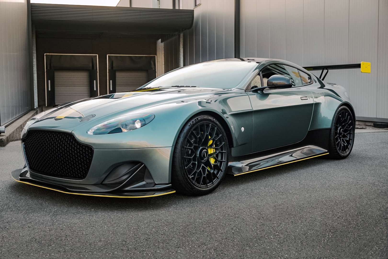 Aston Martin Vantage V8 AMR Pro - 2017 - Joinsteer - #1