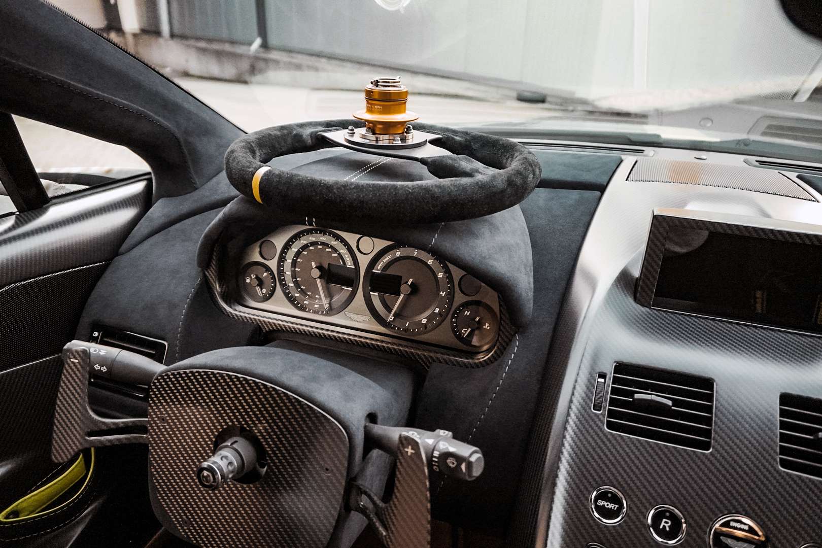 Aston Martin Vantage V8 AMR Pro - 2017 - Joinsteer - #6