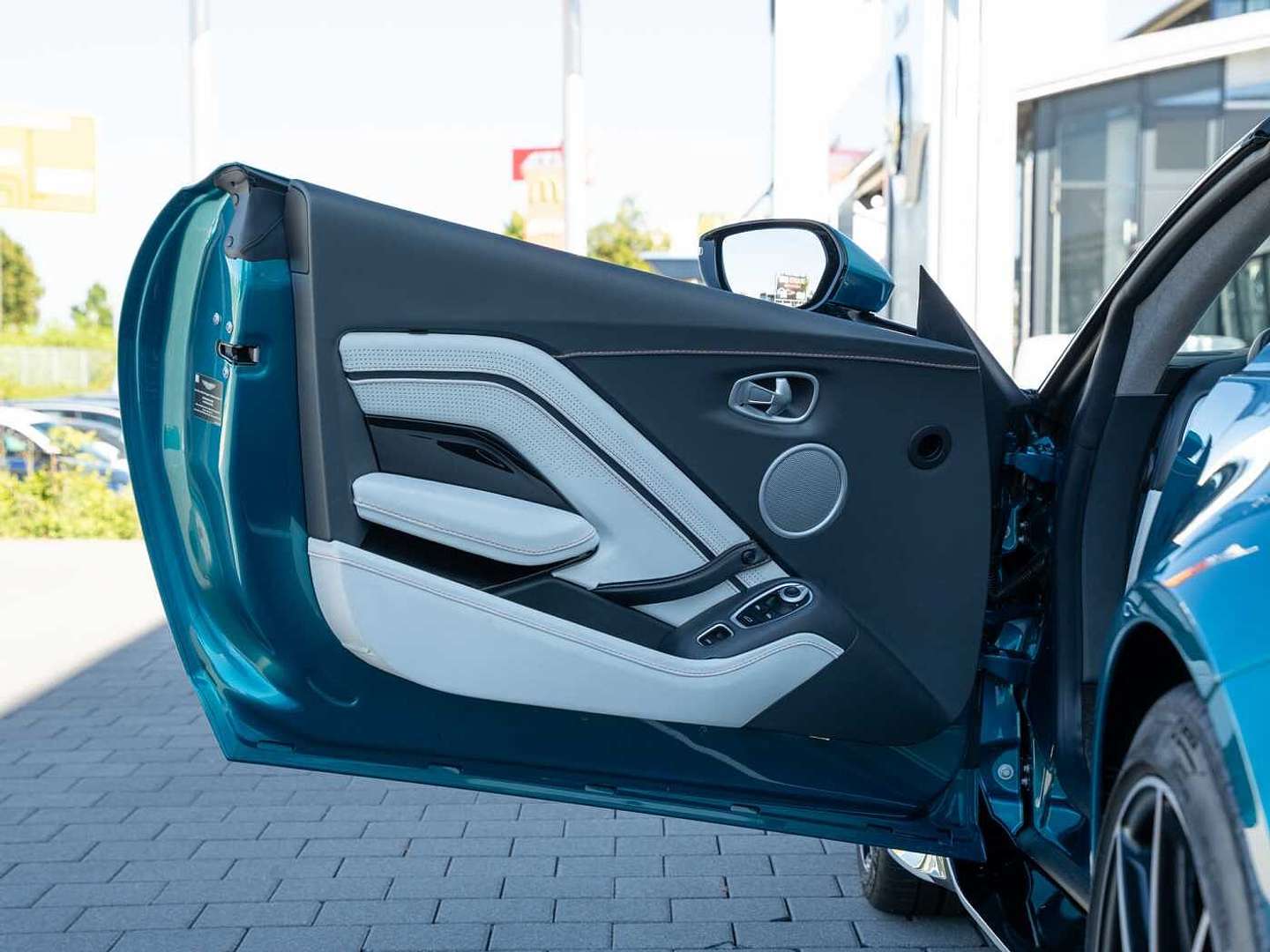 Aston Martin Vantage Roadster V12 Limited - 2023 - Joinsteer - #26