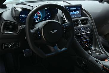Aston Martin DBS 770 Ultimate Coupé — photo 5