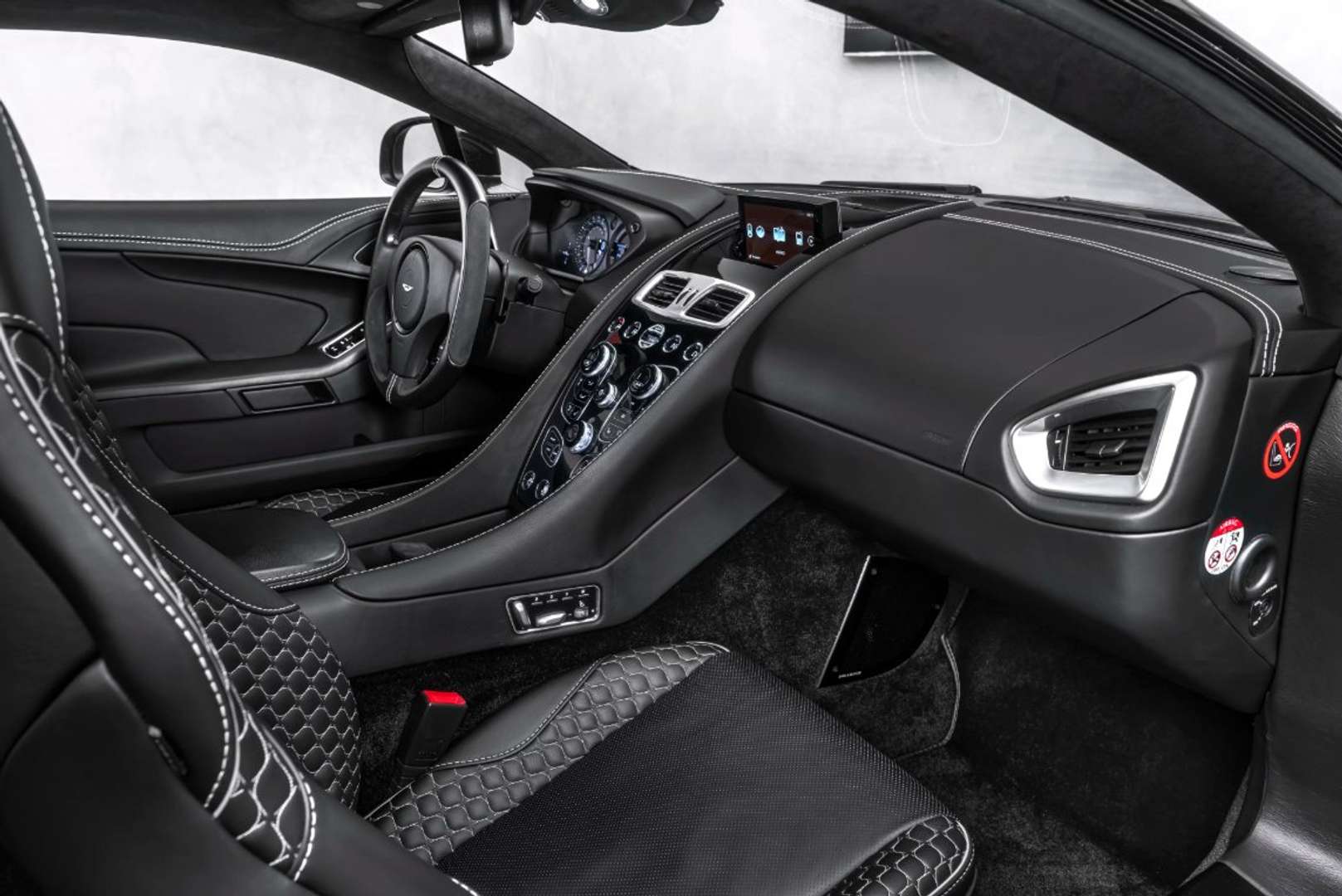 Aston Martin Vanquish 5.9 V12 Touchtronic II - 2013 - Joinsteer - #23