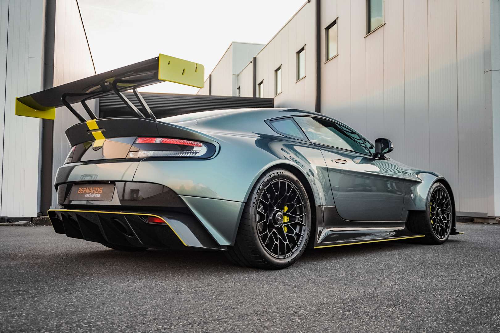 Aston Martin Vantage V8 AMR Pro - 2017 - Joinsteer - #40