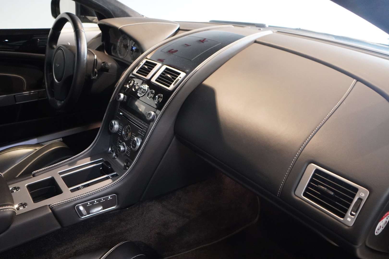 Aston Martin DB9 Coupe 6.0 V12 - 2013 - Joinsteer - #12