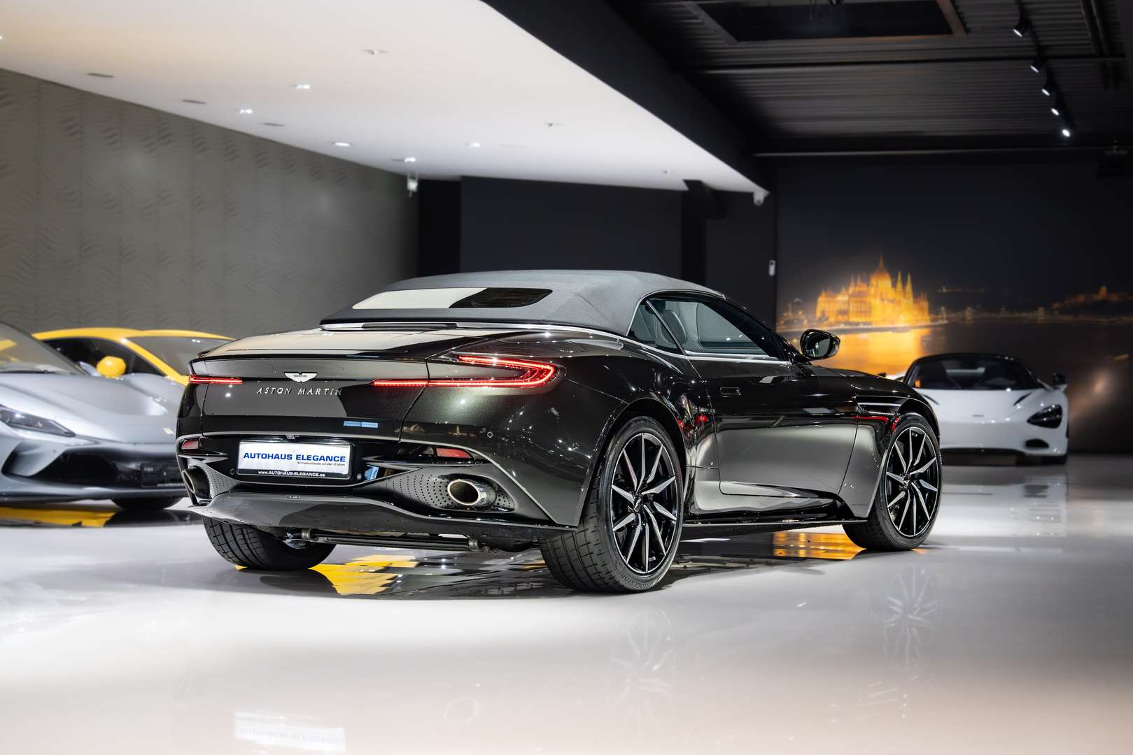 Aston Martin DB11 Volante V8 SPORT - 2023 - Joinsteer - #4